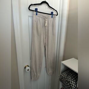 NWT Hem & Thread Beige Jogger Pants